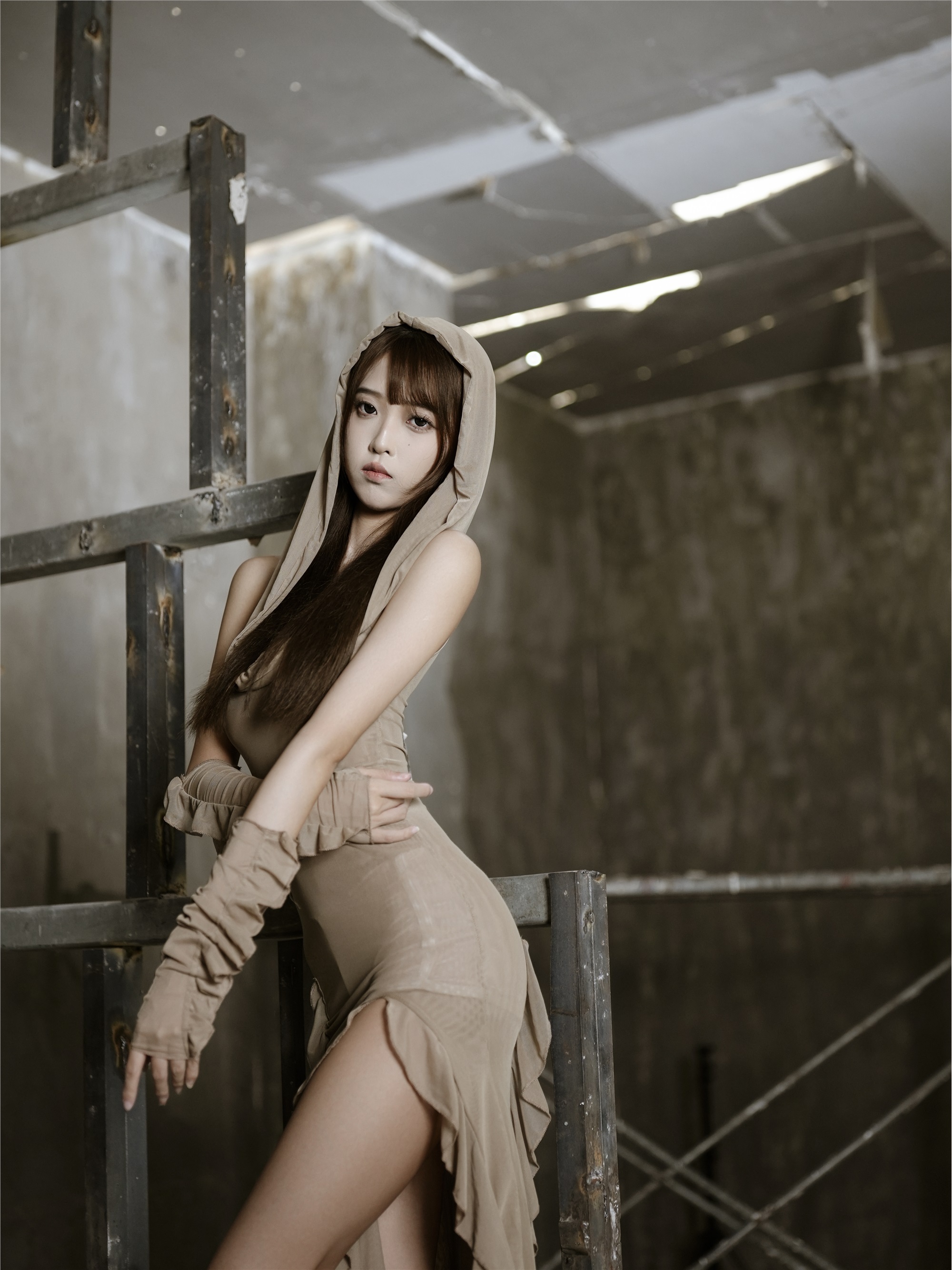 YITUYU艺图语 2025.01.24 废墟靓影 Yuri小阿飘